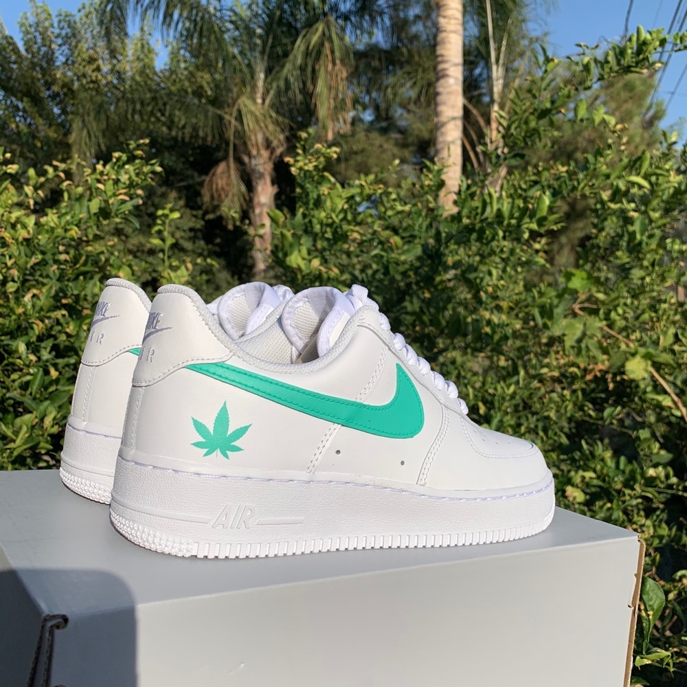 Custom Weed AF1 - Picture 3 of 6
